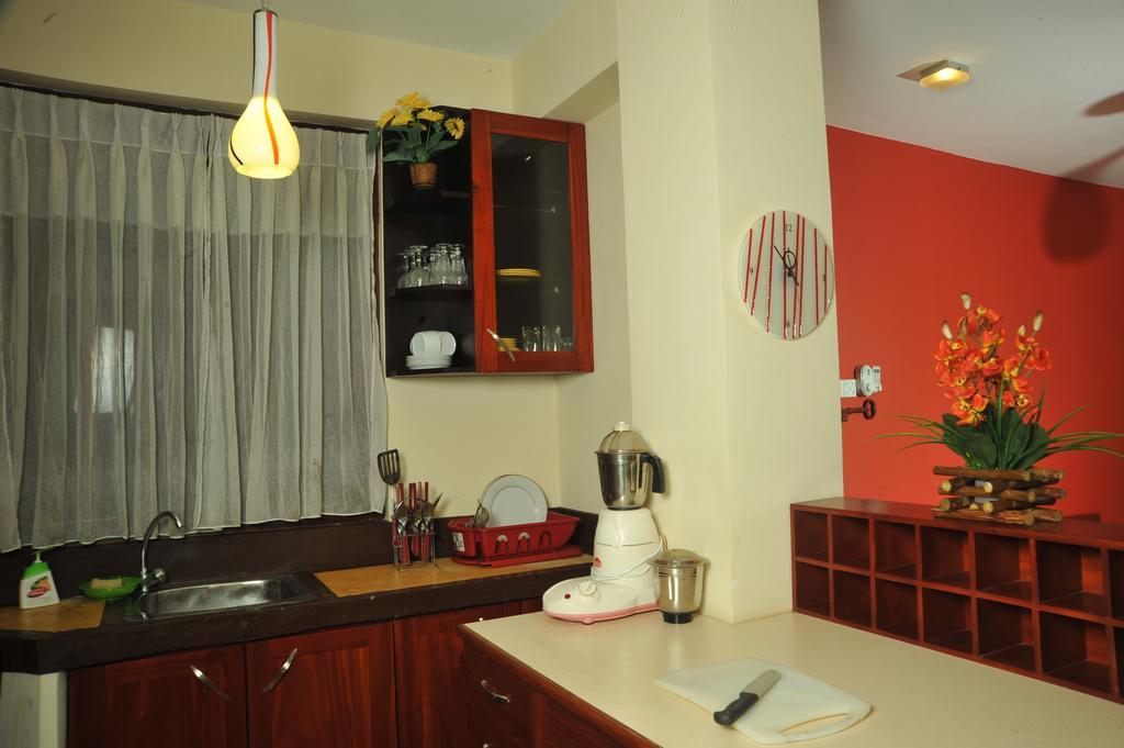 Hotel Prestige Court Residencies à Dehiwala-Mont Lavinia Extérieur photo