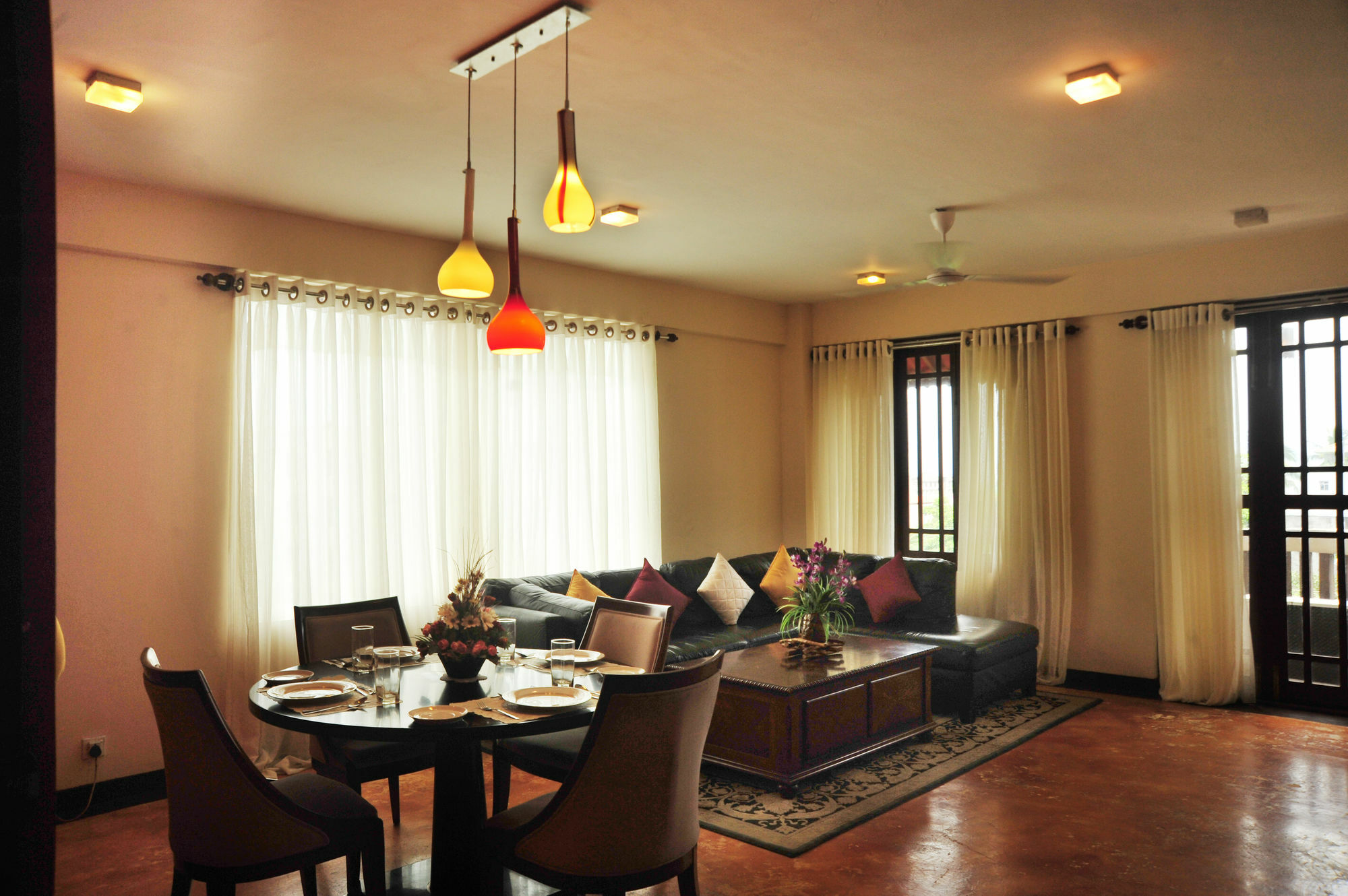 Hotel Prestige Court Residencies à Dehiwala-Mont Lavinia Extérieur photo