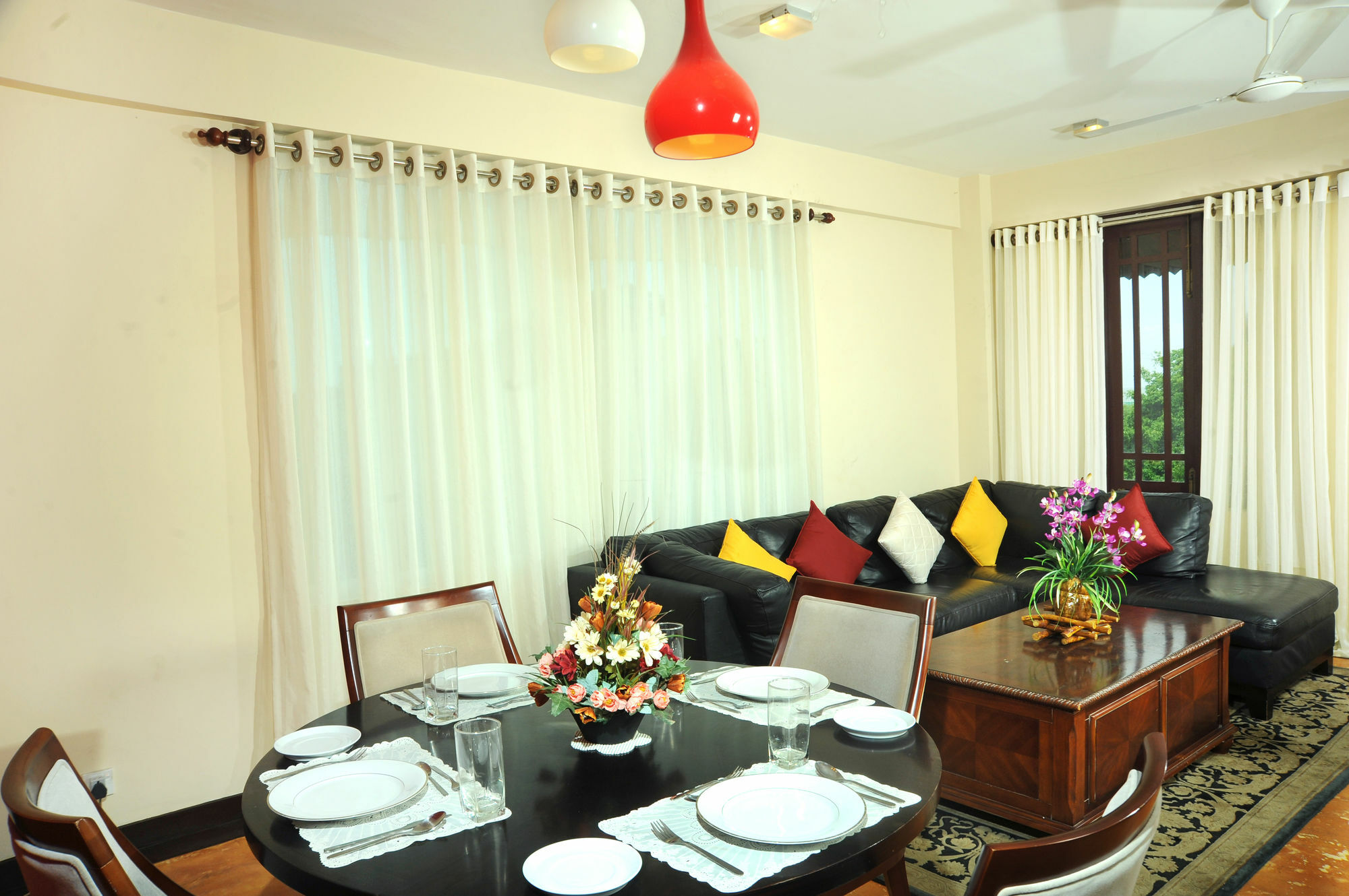 Hotel Prestige Court Residencies à Dehiwala-Mont Lavinia Extérieur photo
